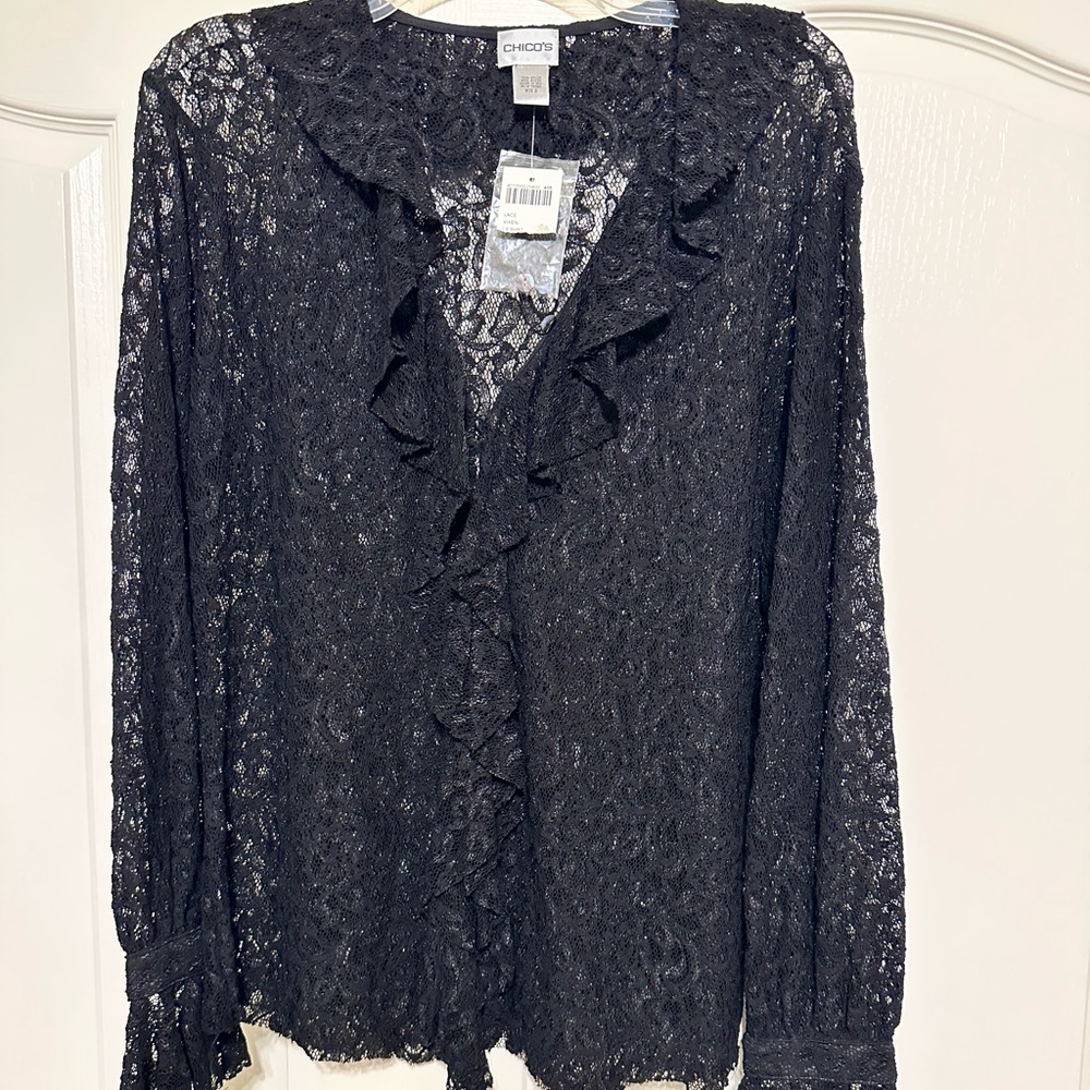 BNWT Chico’s lace top
